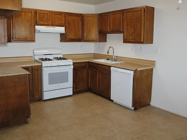 16280 Quantico Rd #D — Photo 7
