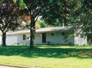 5721 Bartlett Ln, Madison, WI 53711