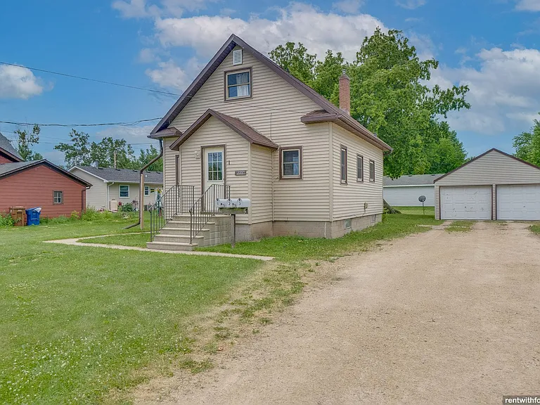 227 Garfield Ave — Photo 9