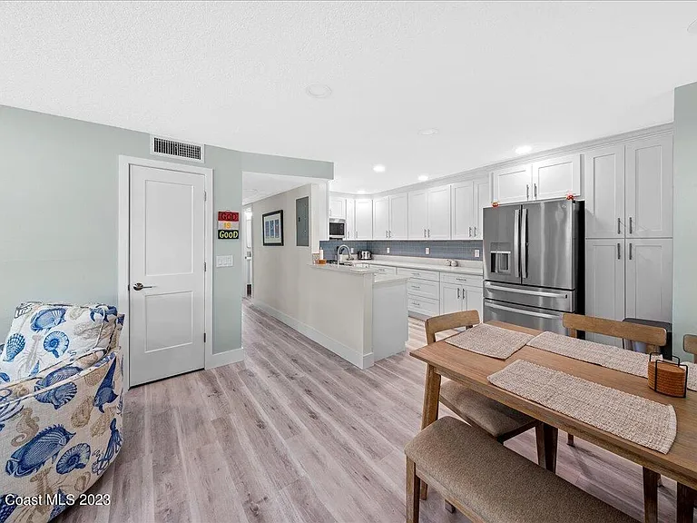 7801 Ridgewood Ave #1 — Photo 13