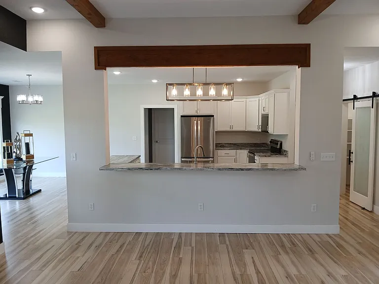 1325 Summerfield Dr — Photo 5