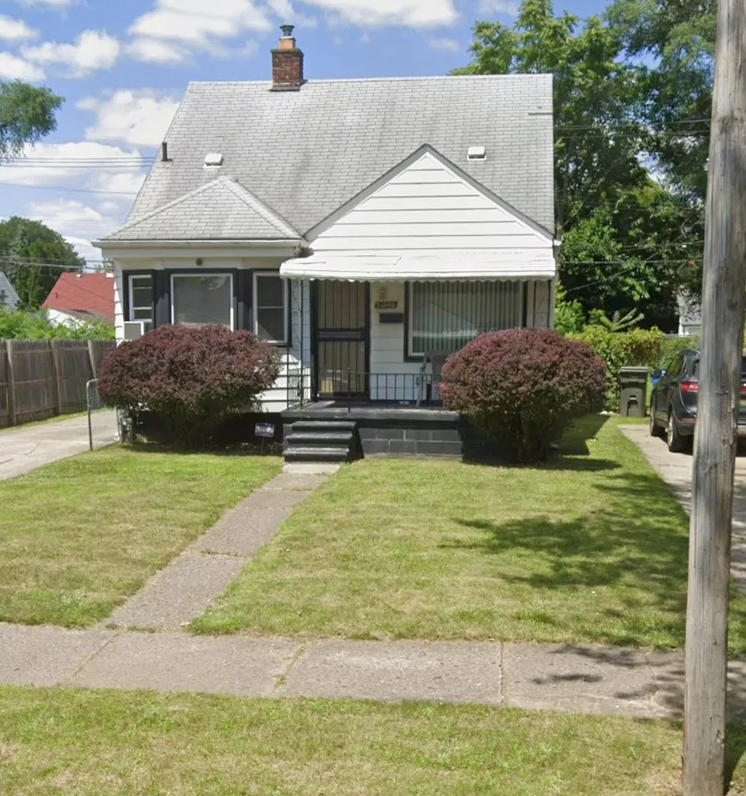 2 bed, 1090 sqft, $750 — Photo 1