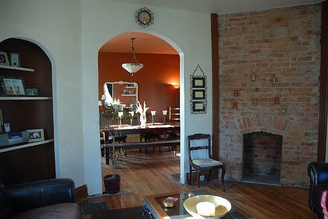 2nd image of 2602 Ida Ave