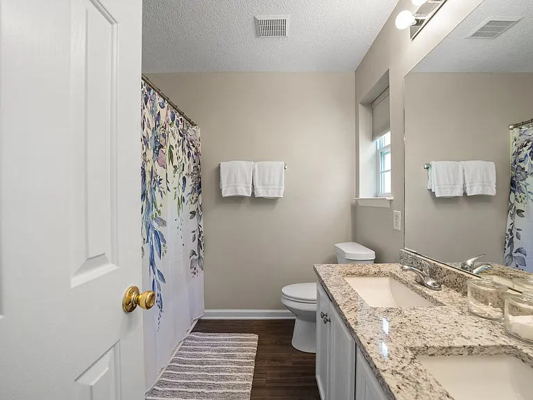 442 Peyton Ct — Photo 25