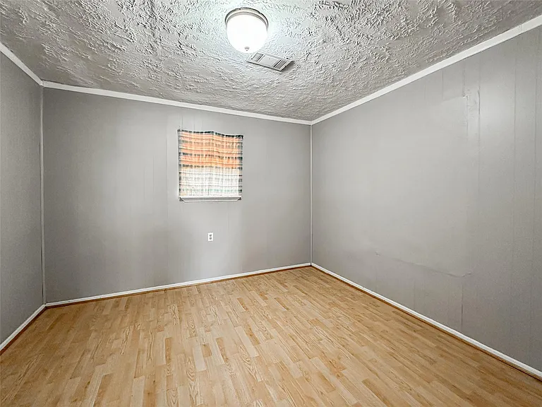 132 Grothe Ln — Photo 26