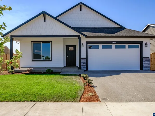 2409 W 10th Ave, Junction City, OR 97448