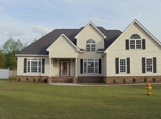 422 Peachtree Dr, Rincon, GA 31326