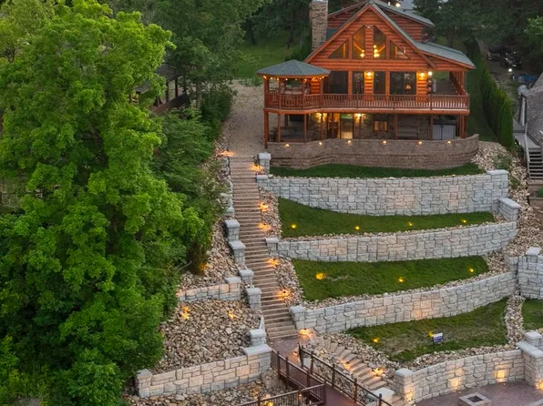 26 Magnolia Dr, Putnam, IL 61560