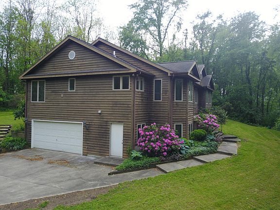4th image of 5831 Hillview Dr