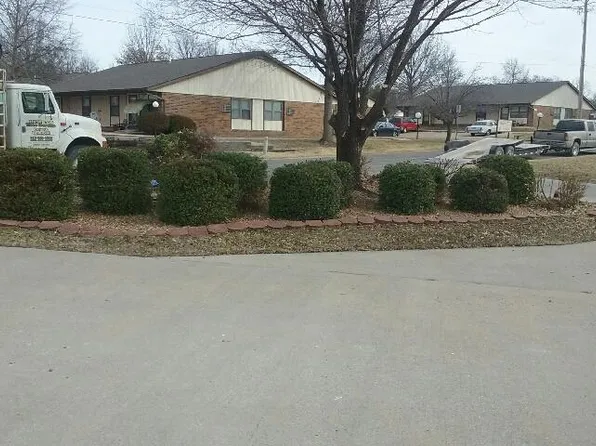 213 W Atkison Ave APT C, Butler, MO 64730