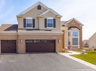 11719 Wolf Creek Ln, Plainfield, IL 60585