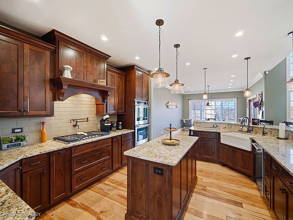 4th image of 20643 Michigan Island Ct