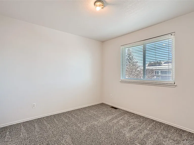 11640 Elizabeth Pl — Photo 10
