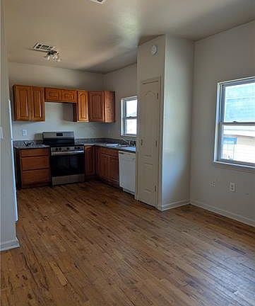 3rd image of 2620 S Galvez St #2B