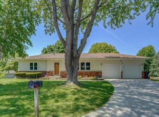 516 Spahn Ct, Sun Prairie, WI 53590