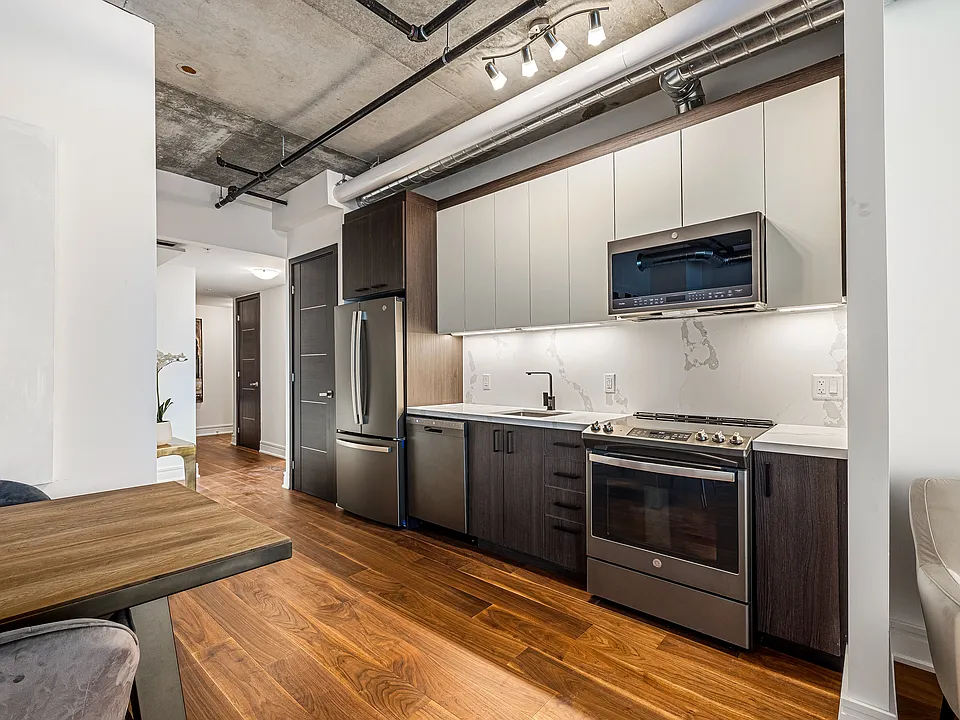 150 Marketplace Ave