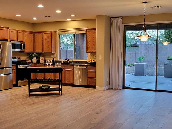 3rd image of 41314 N Rolling Green Way