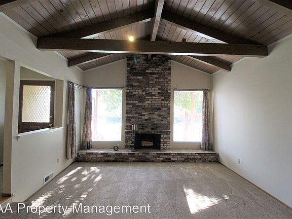 2nd image of 306 Donegal Way