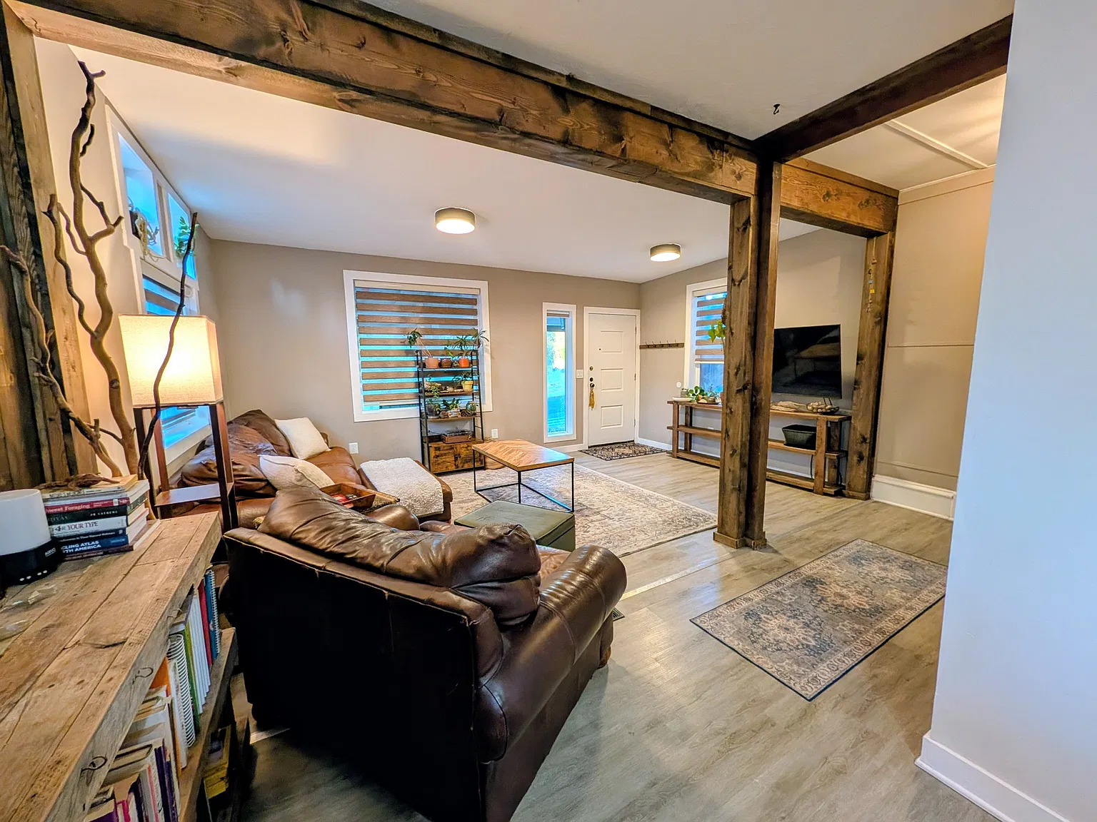 3 bed, 1592 sqft, $2,300 — Photo 3