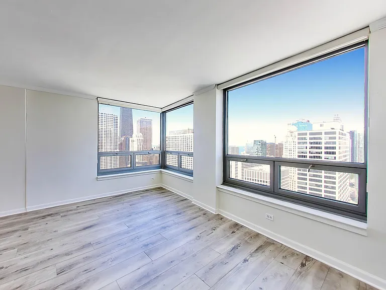 440 N Wabash Ave #4710 — Photo 11