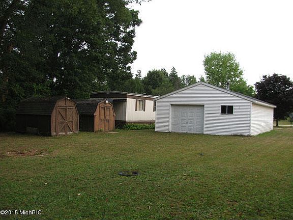 5th image of 550 E Sunset Dr