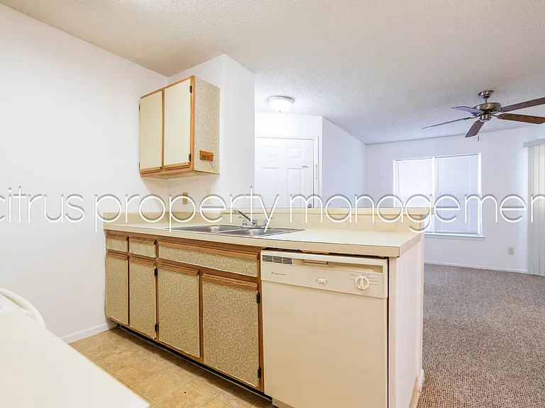 2569 Grassy Point Dr #213 — Photo 7