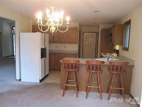 3rd image of 3908 Mallard Ct