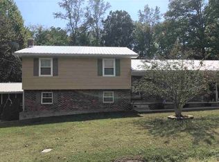 2512 Robin Hood Dr SE, Cleveland, TN 37323