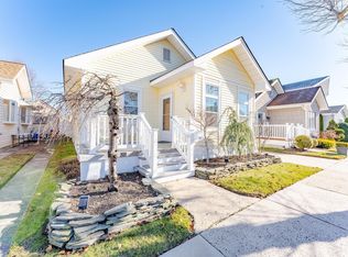 207 N Vendome Ave, Margate, NJ 08402