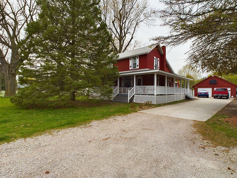 1st image of 3247 Hospers St