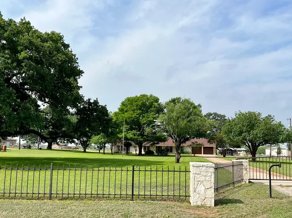 10734 NEW SULPHUR SPRINGS RD, San Antonio, TX 78263