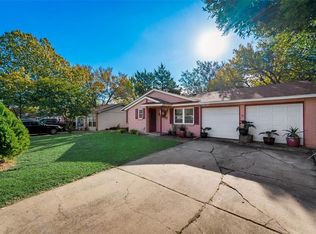 2526 Cunningham St, Irving, TX 75062