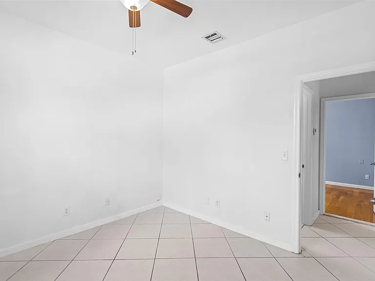 15250 SW 49th Ct — Photo 33
