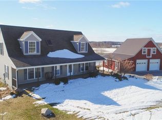 3670 Yautzy Rd, Canandaigua, NY 14424