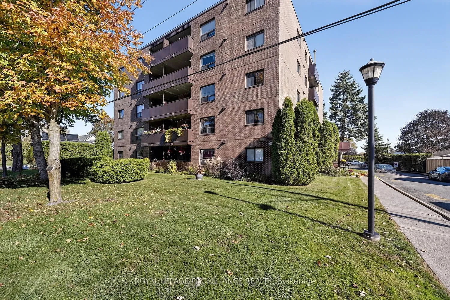 Wilno Place — Photo 1