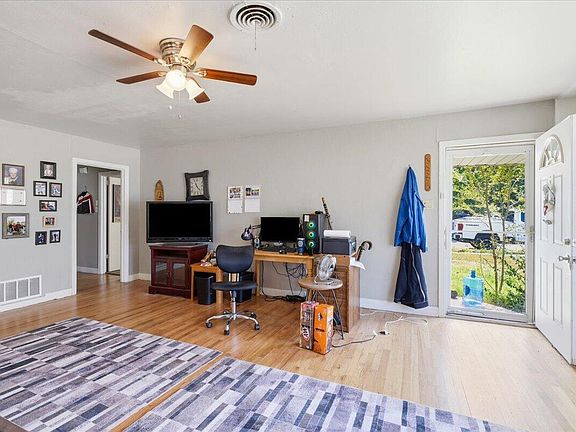4th image of 3302 29th St
