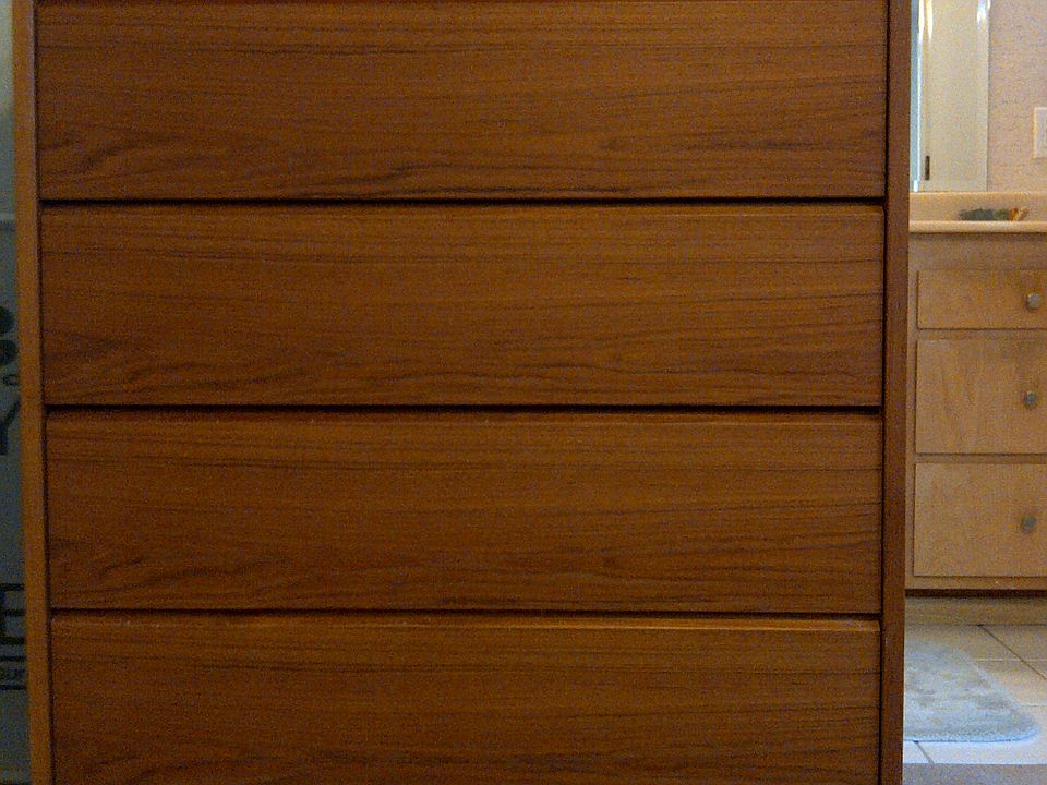 Dresser (sideways photo)