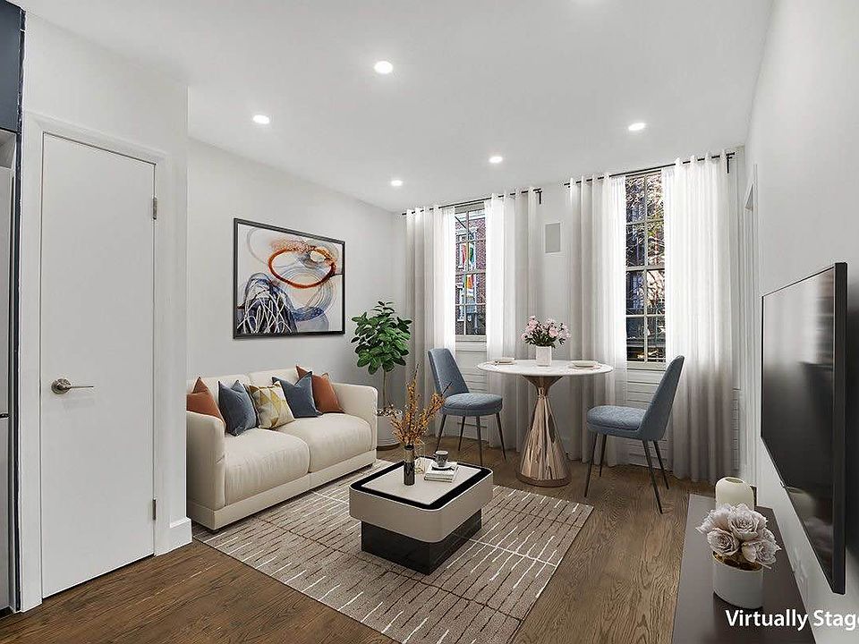 1st image of 20 Christopher St #1