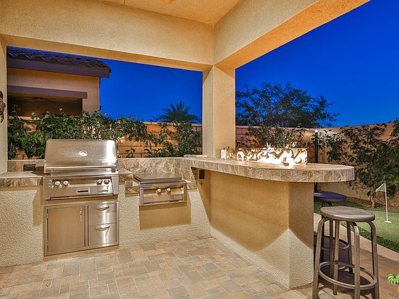 3rd image of 85485 Treviso Dr