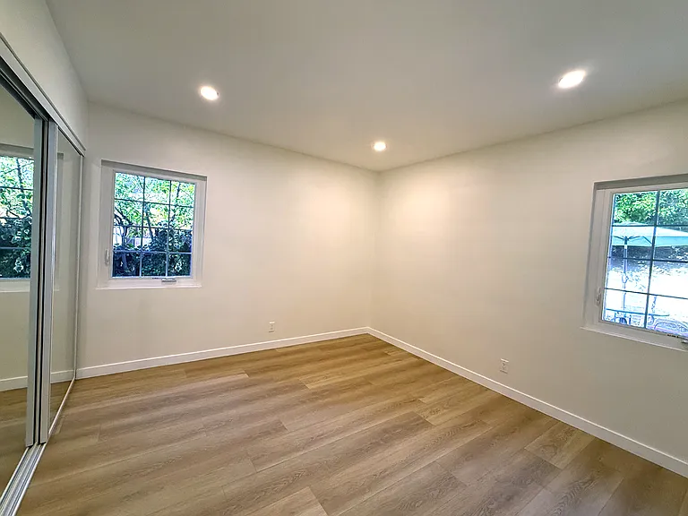 8304 Outland View Dr — Photo 9