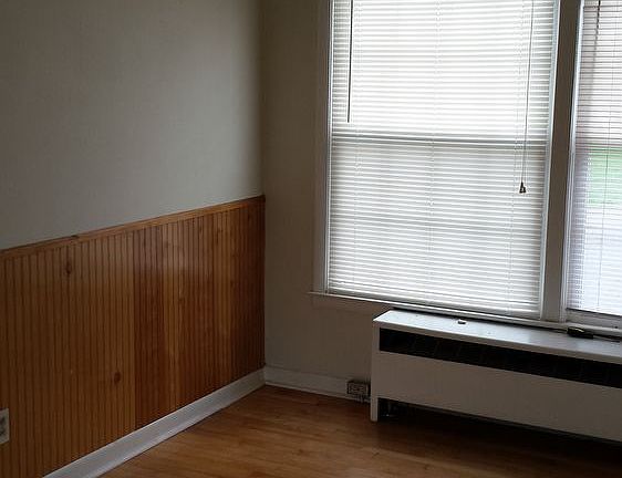 5th image of 112 W Grattan St