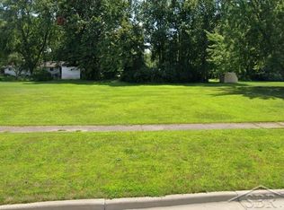 2846 Briarwood Dr, Saginaw, MI