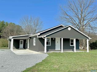15897 Davis Rd, Athens, AL 35611