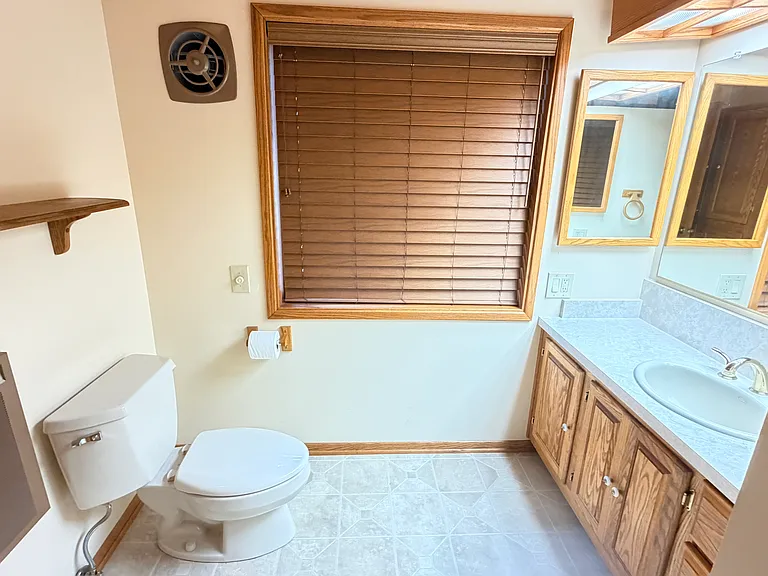 25316 Marion Ridge Dr — Photo 6