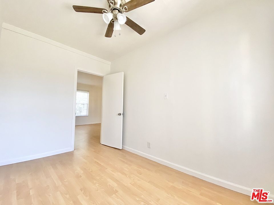 1st image of 5928 Melrose Ave #6A