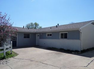 137 Delmar Dr, Bolingbrook, IL 60440