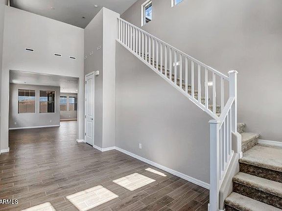 3rd image of 1308 W Macaw Court