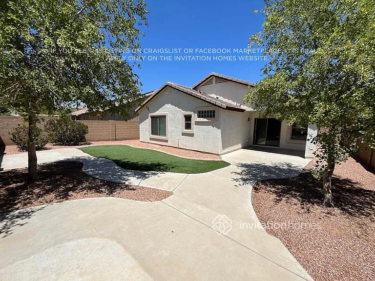 11310 N 161st Dr — Photo 19
