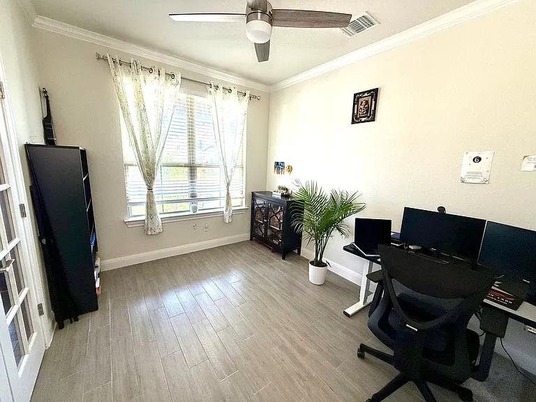 3109 Maysilee St — Photo 5
