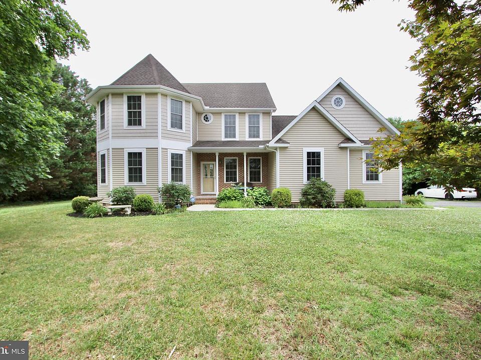 1st image of 140 Rose Dale Ln